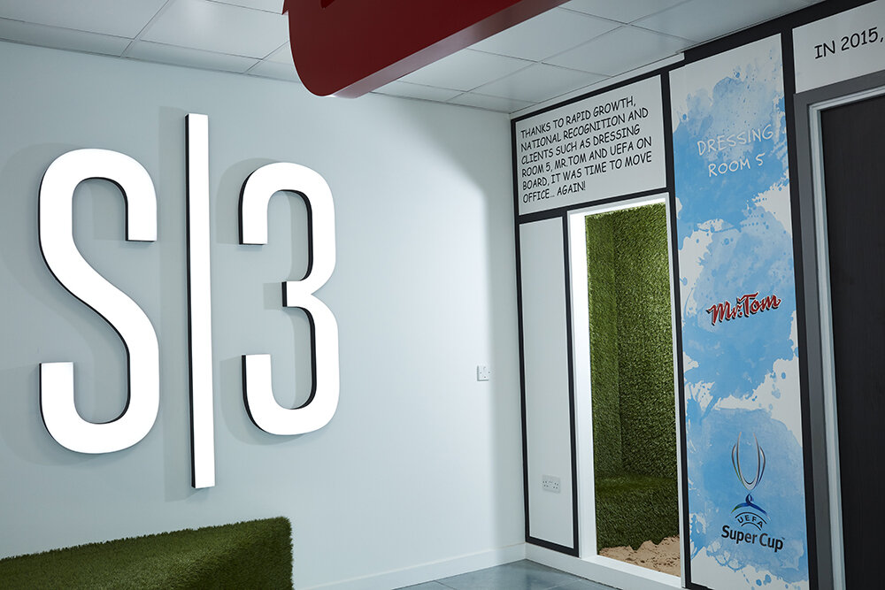 - s3 advertising office fit out 6 3680 - Paramount D&B